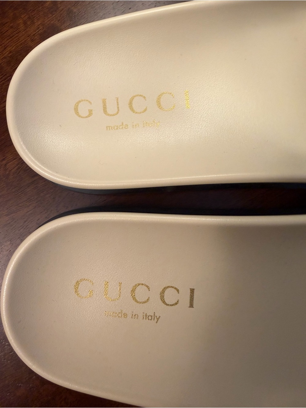 Gucci Ivory Interlocking GG Leather Slide Sandals (never worn) - Picture 5 of 6